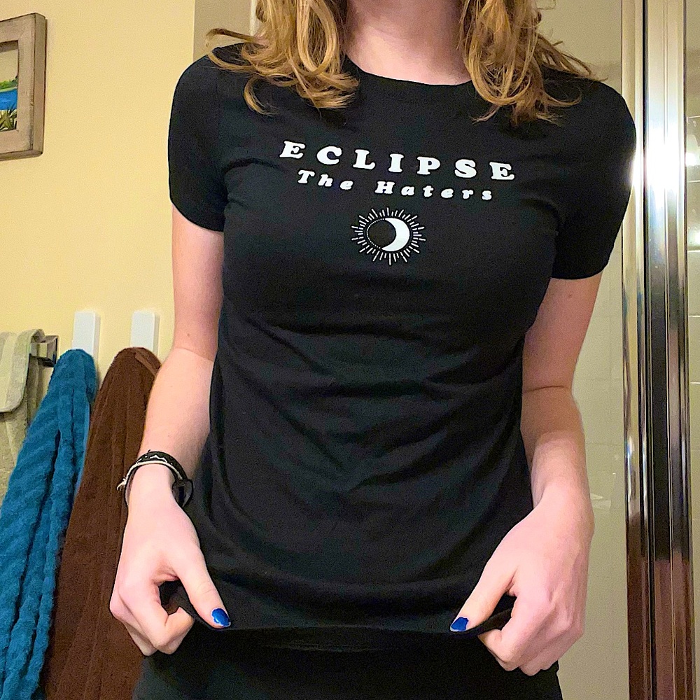 AEROPOSTALE: “eclipse the haters” black T-shirt